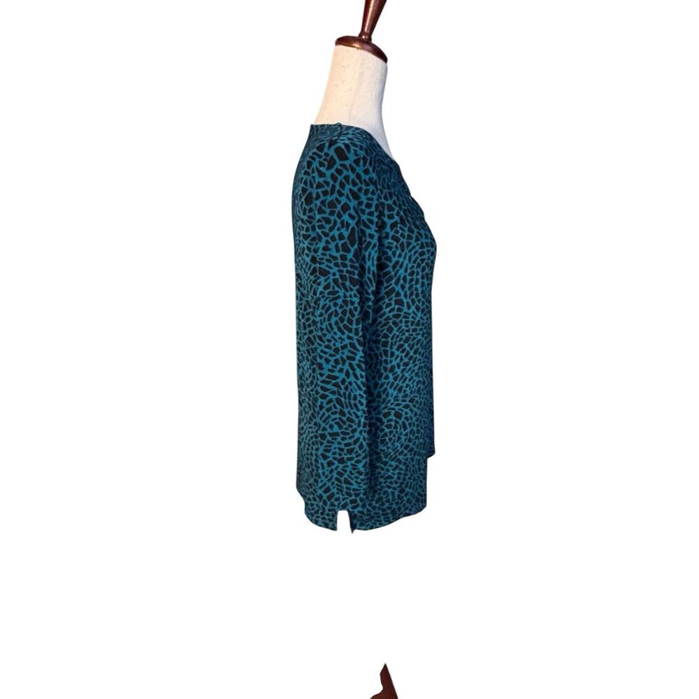Chico's Travelers Top Size 0, Small Slinky Cut Out Blue Black - Picture 3 of 6